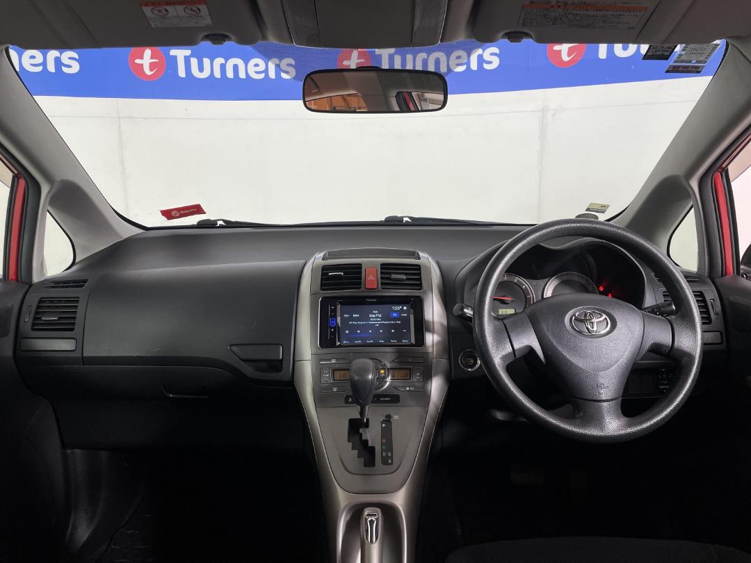 Photo '17' of Toyota Auris Photo '17' of Toyota Auris