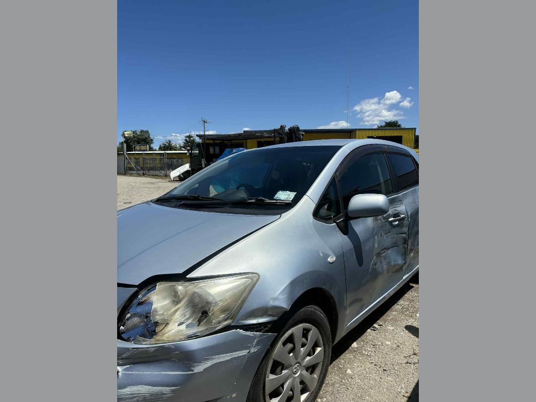 Photo '2' of Toyota Auris Photo '2' of Toyota Auris