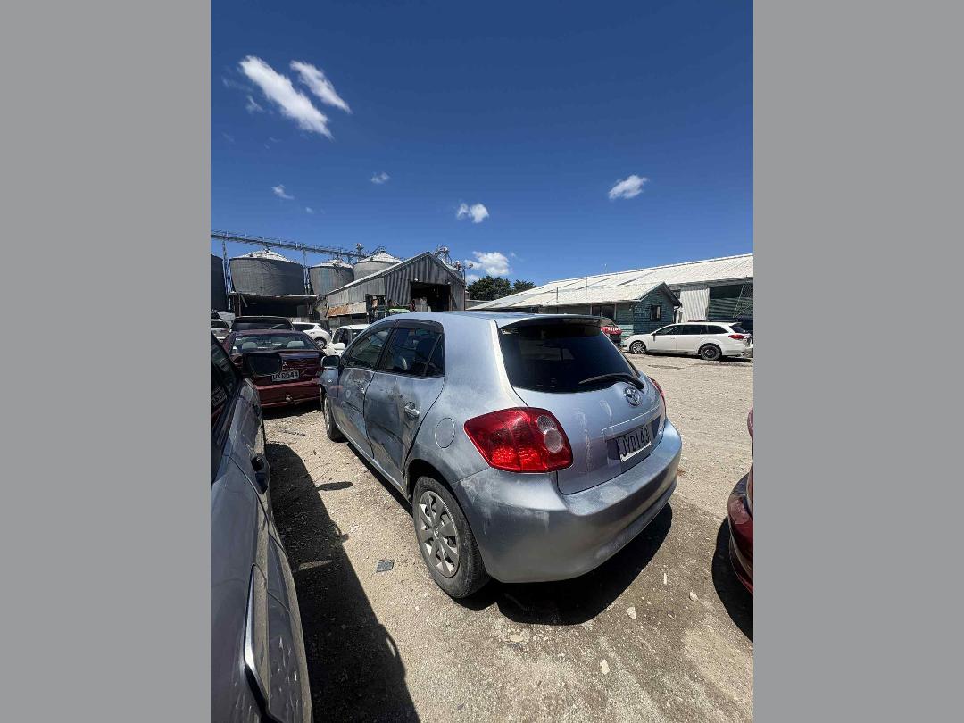 Photo '4' of Toyota Auris Photo '4' of Toyota Auris