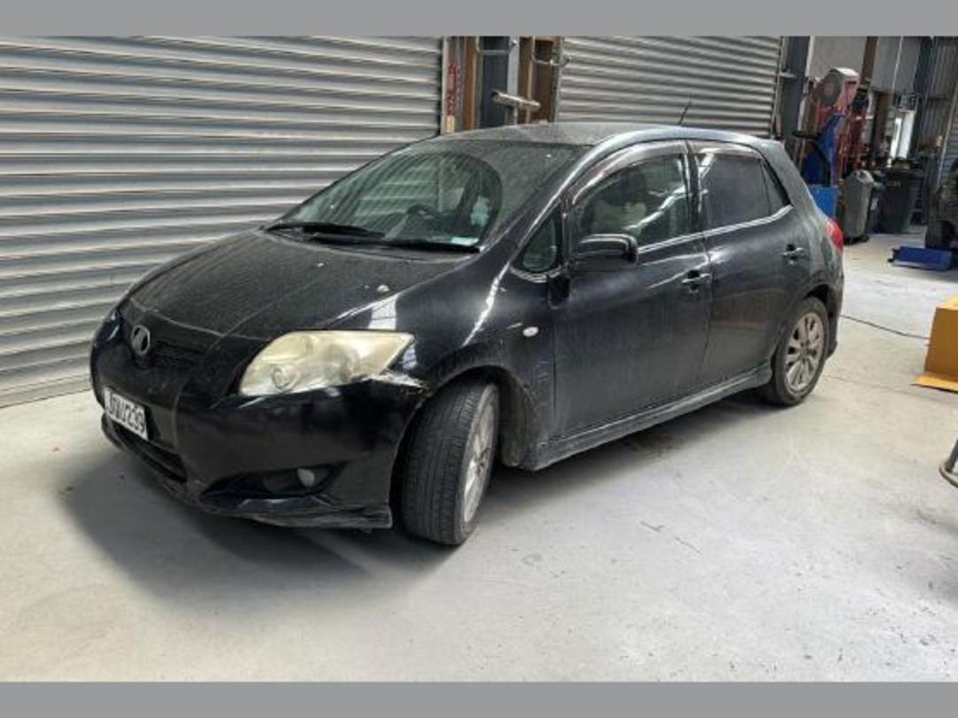 Photo '4' of Toyota Auris Photo '4' of Toyota Auris