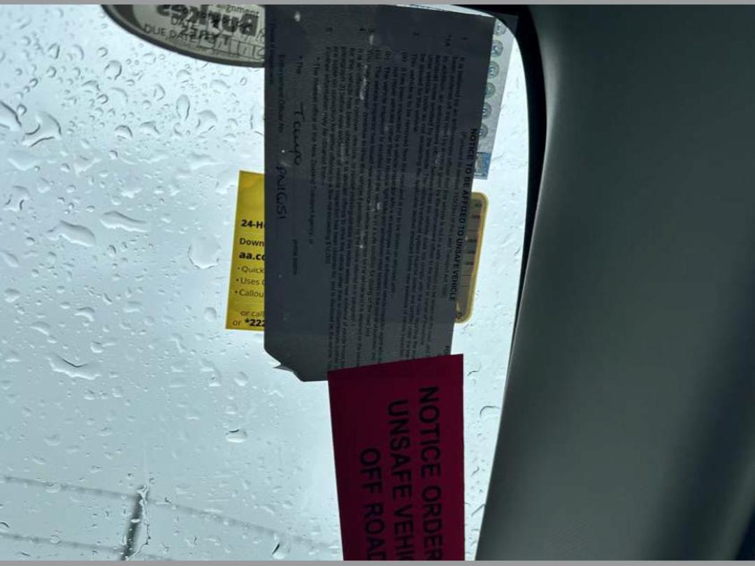 Photo '8' of Toyota Auris