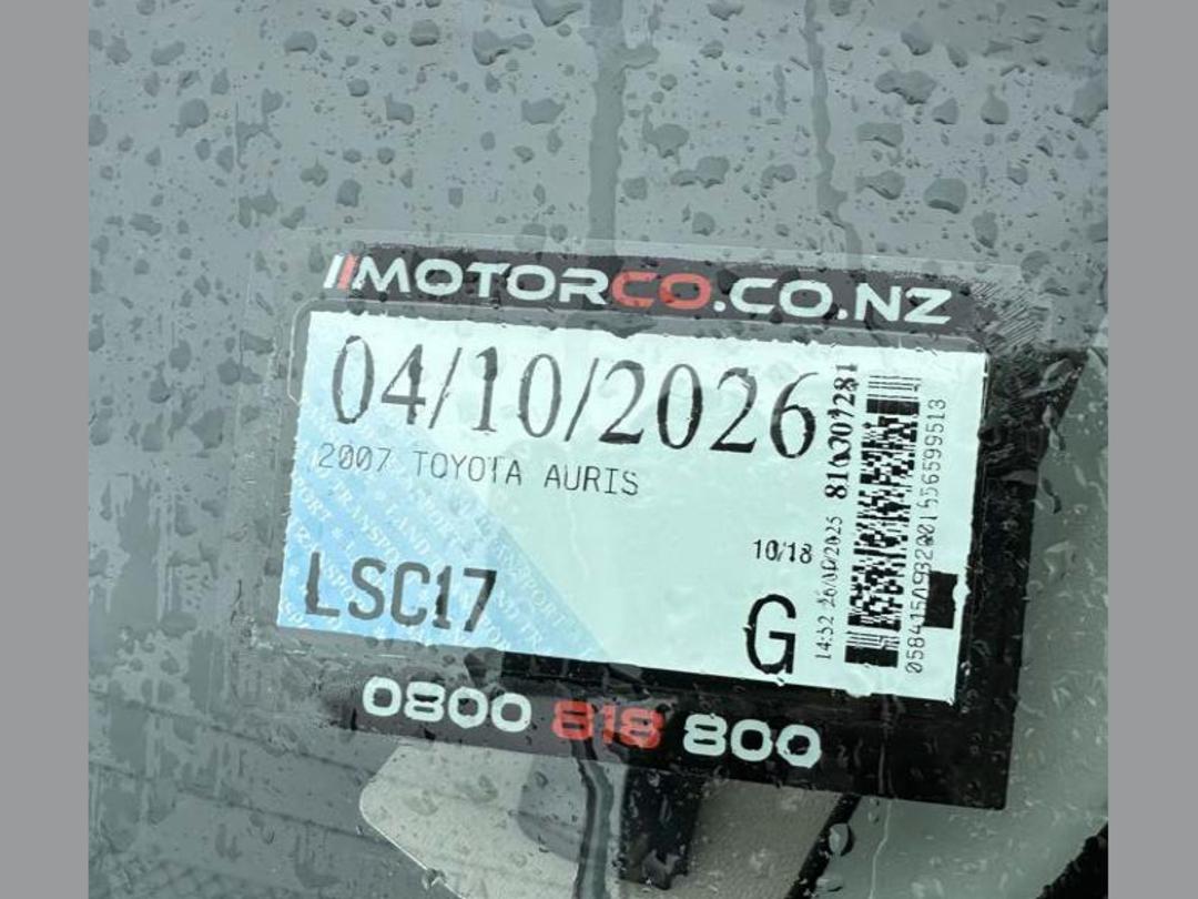 Photo '10' of Toyota Auris