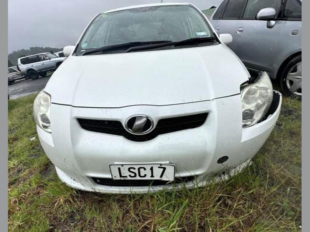 Photo '14' of Toyota Auris