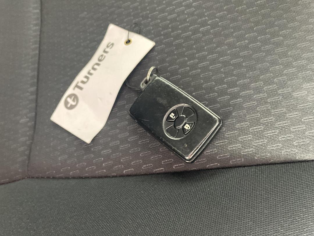 Photo '22' of Toyota Auris