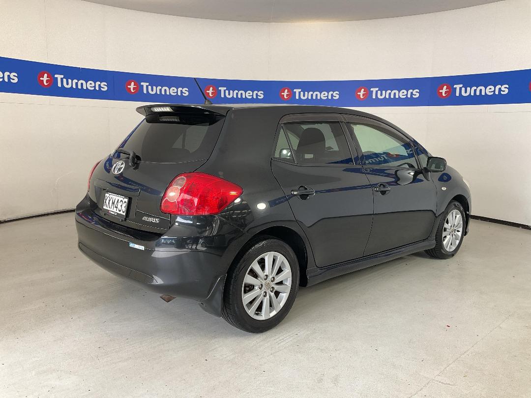 Photo '7' of Toyota Auris