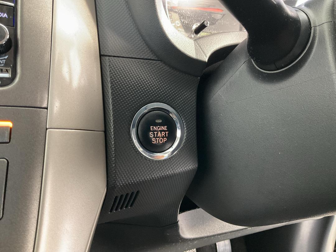 Photo '25' of Toyota Auris