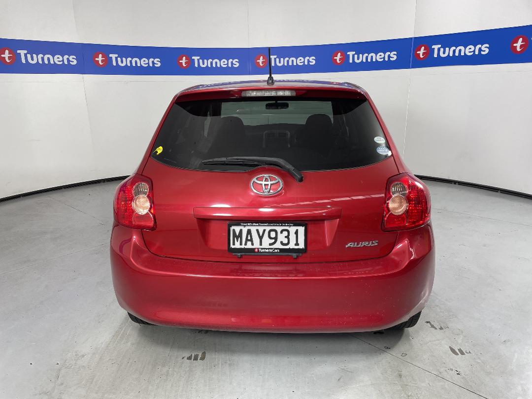 Photo '6' of Toyota Auris