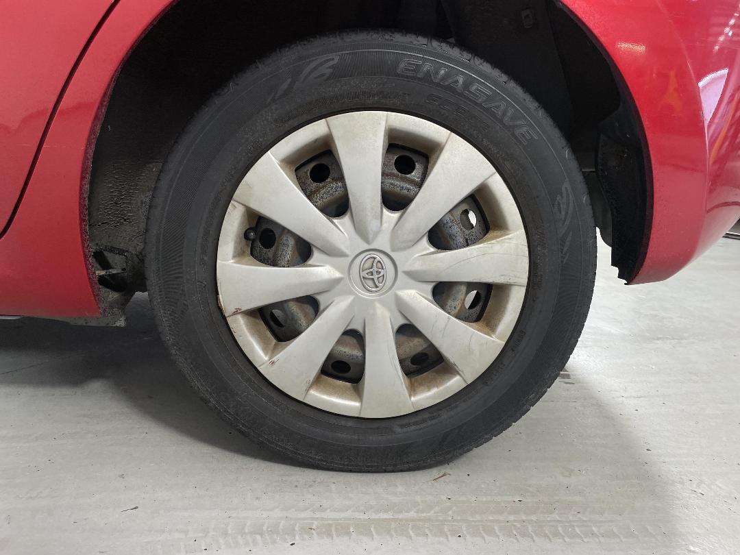 Photo '11' of Toyota Auris