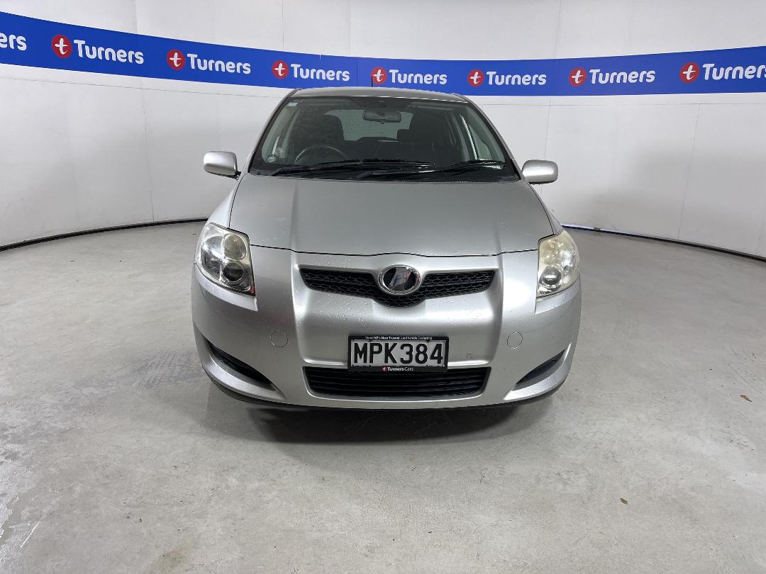 Photo '2' of Toyota Auris