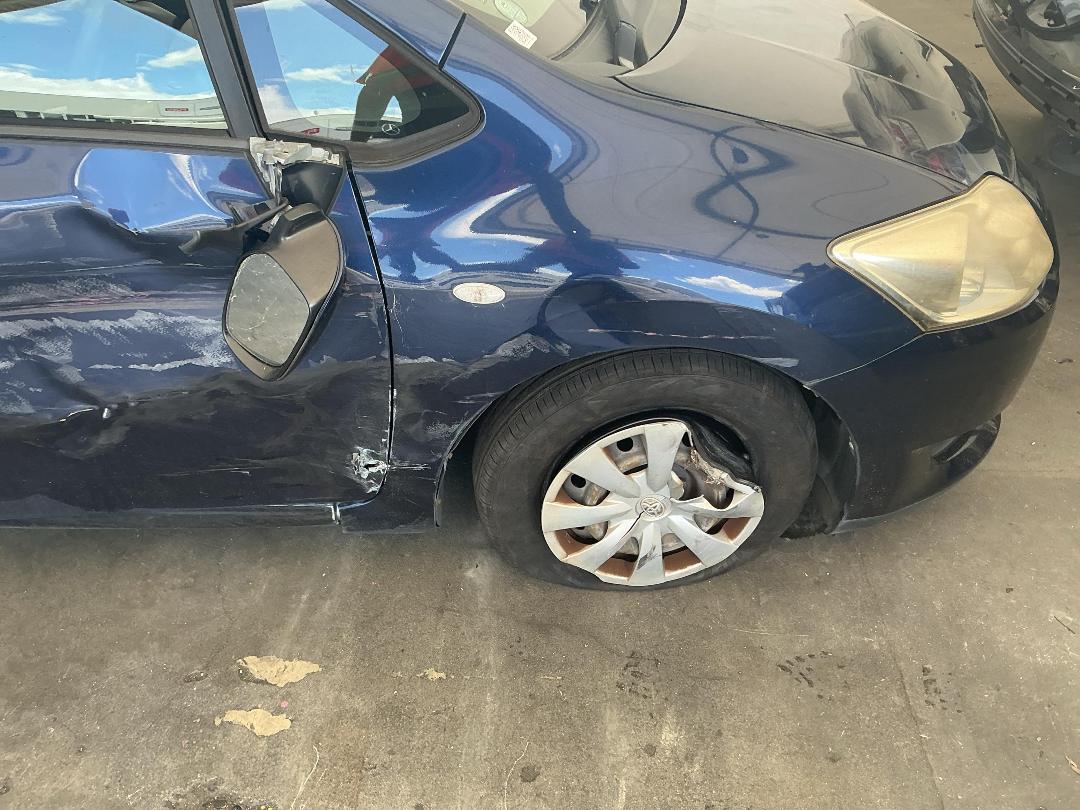 Photo '2' of Toyota Auris