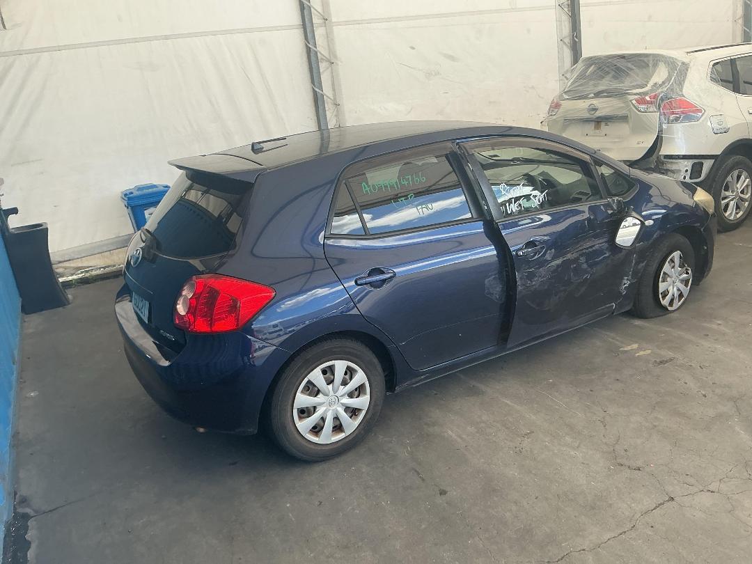 Photo '13' of Toyota Auris