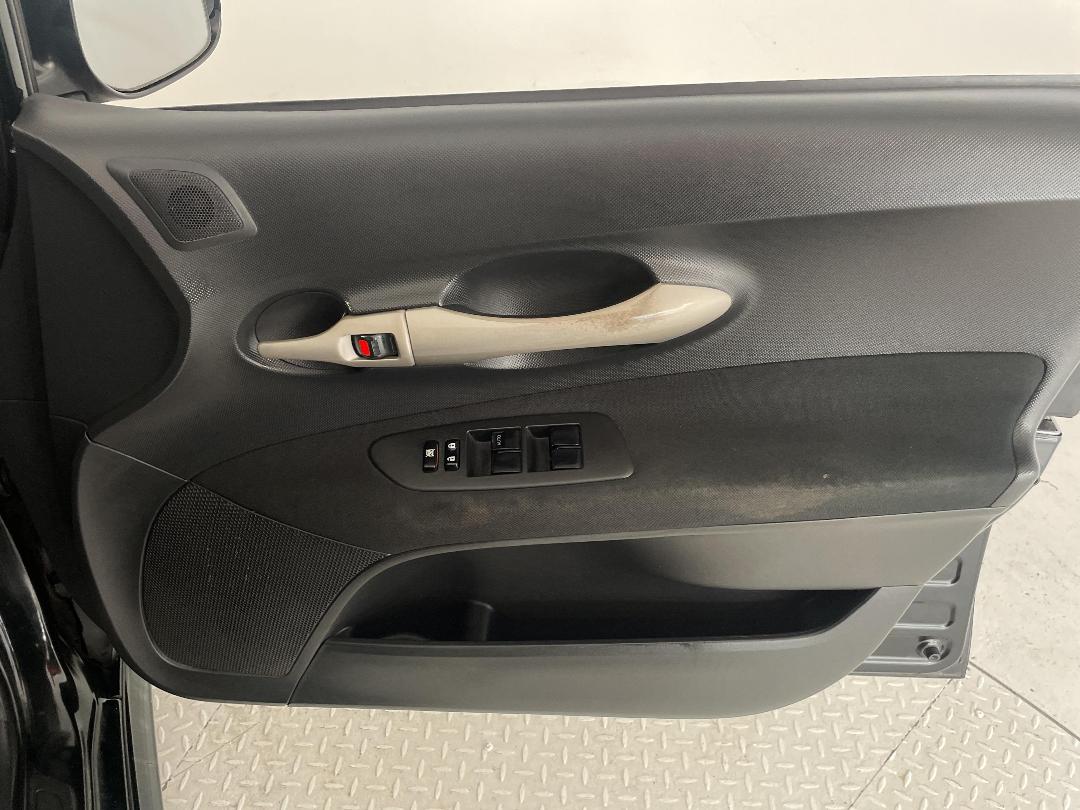 Photo '15' of Toyota Auris Photo '15' of Toyota Auris