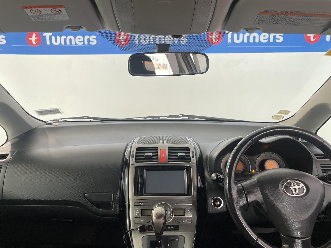 Photo '17' of Toyota Auris Photo '17' of Toyota Auris