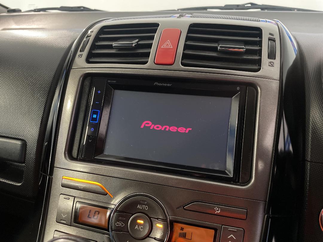 Photo '27' of Toyota Auris Photo '27' of Toyota Auris