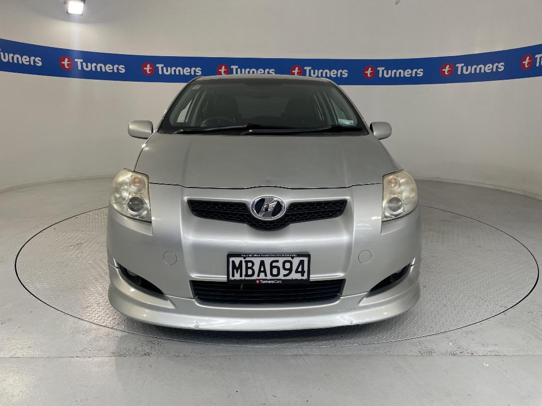 Photo '2' of Toyota Auris