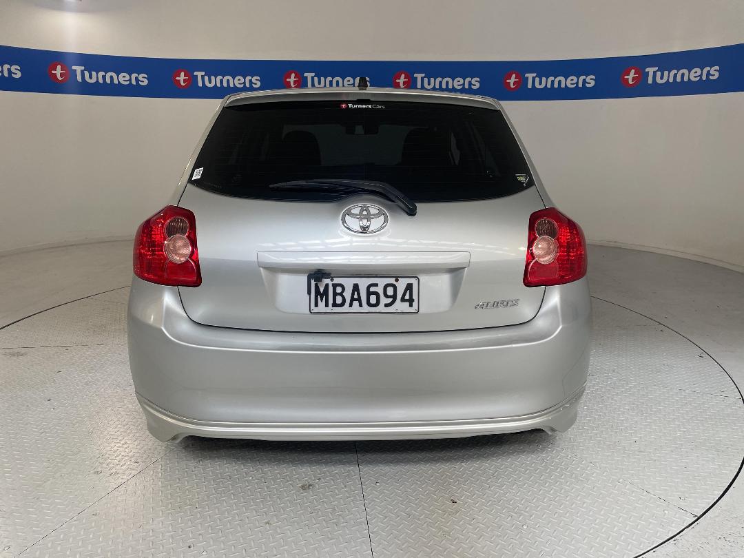 Photo '6' of Toyota Auris