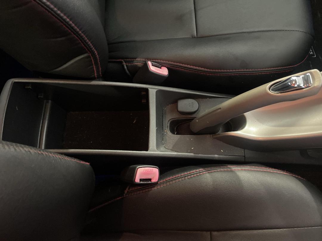 Photo '30' of Toyota Auris