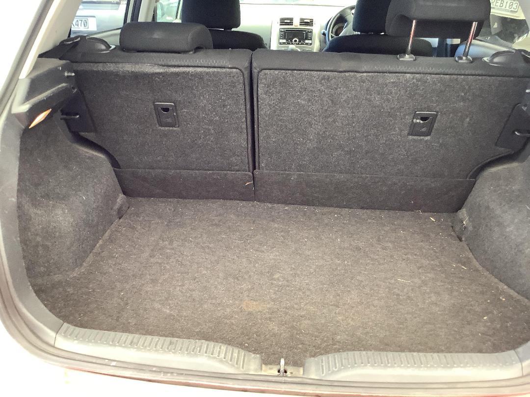 Photo '7' of Toyota Auris