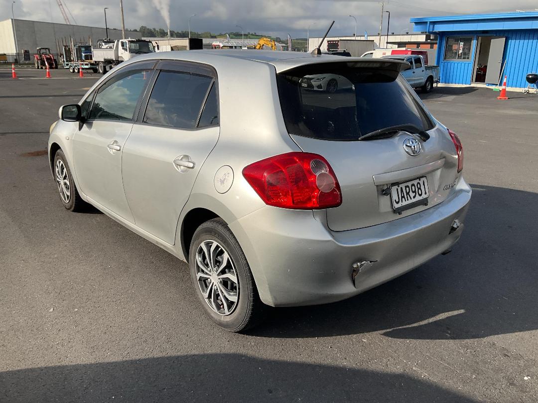 Photo '2' of Toyota Auris