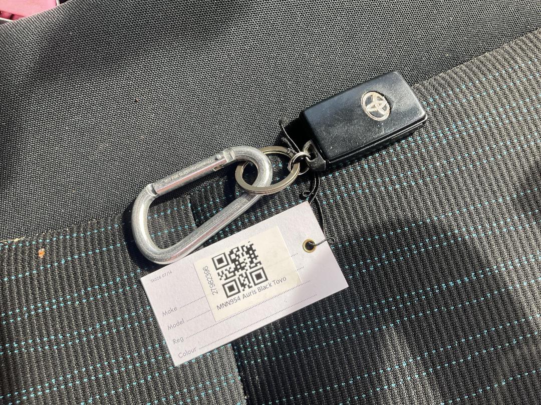 Photo '13' of Toyota Auris Photo '13' of Toyota Auris