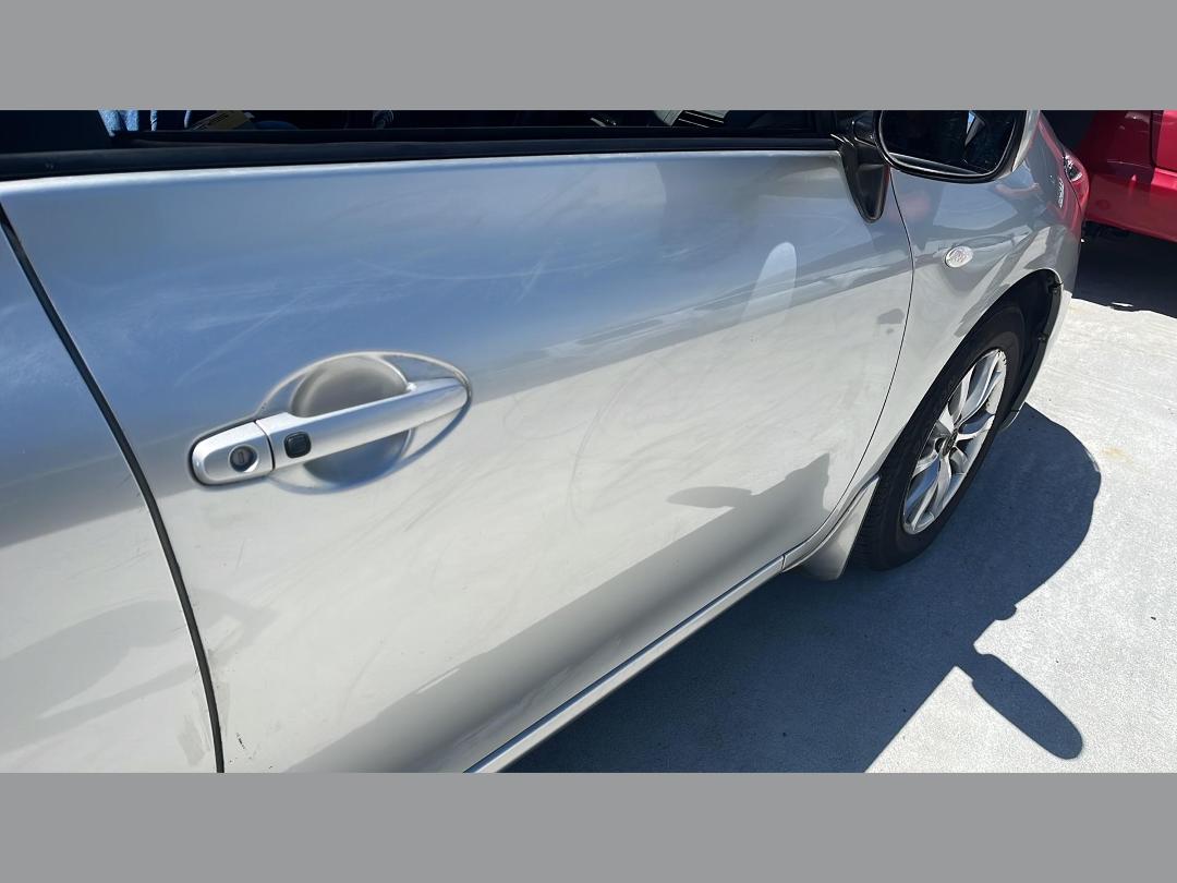 Photo '3' of Toyota Auris Photo '3' of Toyota Auris