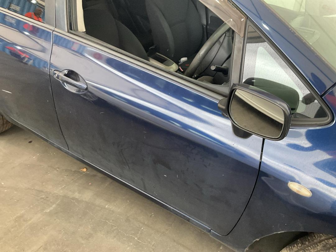 Photo '3' of Toyota Auris Photo '3' of Toyota Auris