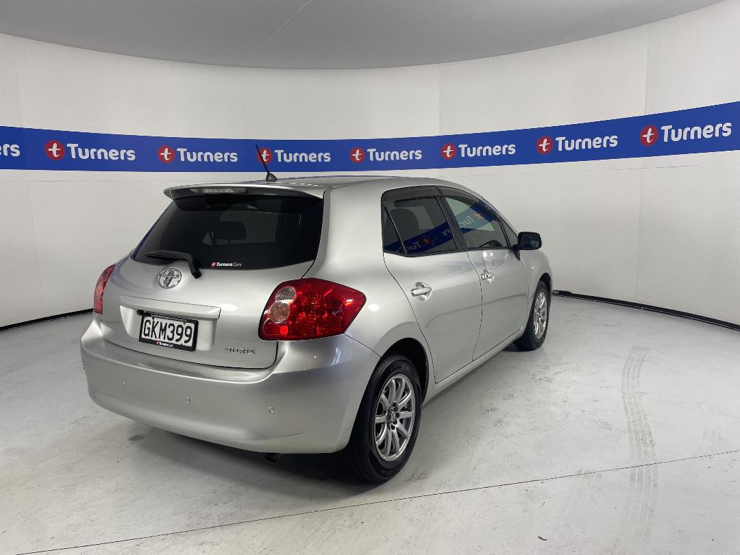 Photo '7' of Toyota Auris