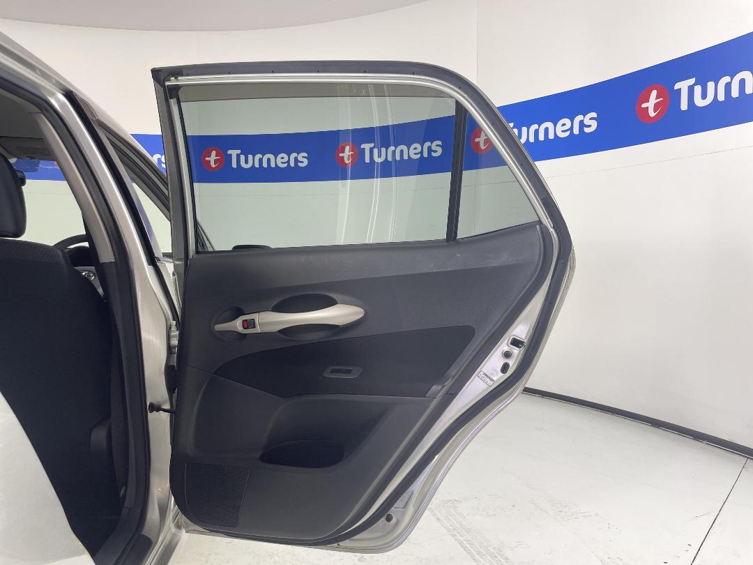 Photo '19' of Toyota Auris