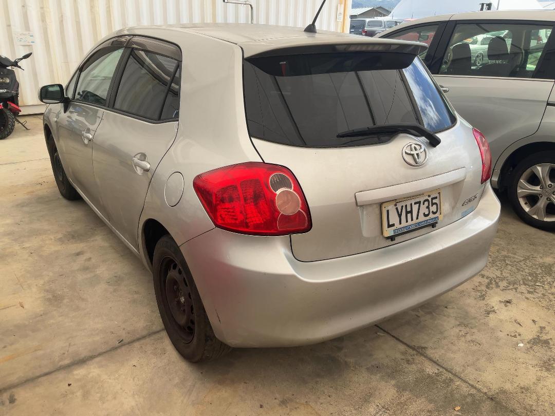 Photo '4' of Toyota Auris