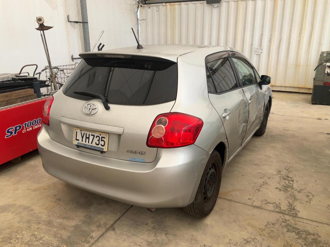 Photo '6' of Toyota Auris