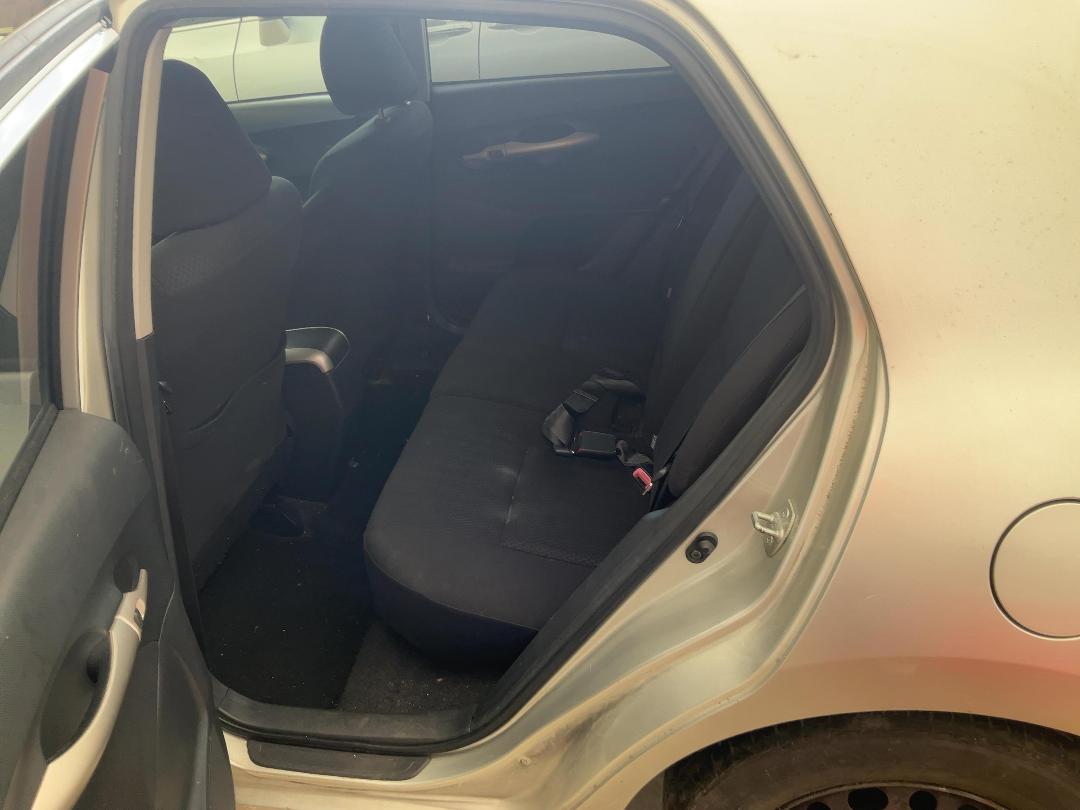 Photo '8' of Toyota Auris