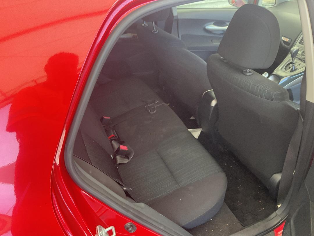 Photo '23' of Toyota Auris