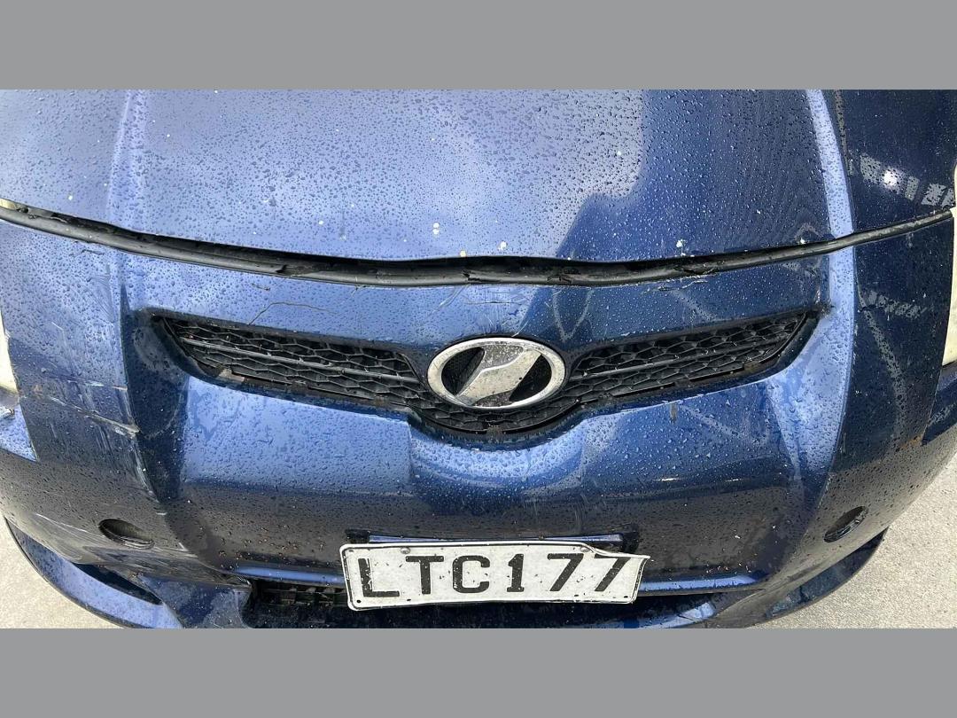 Photo '13' of Toyota Auris