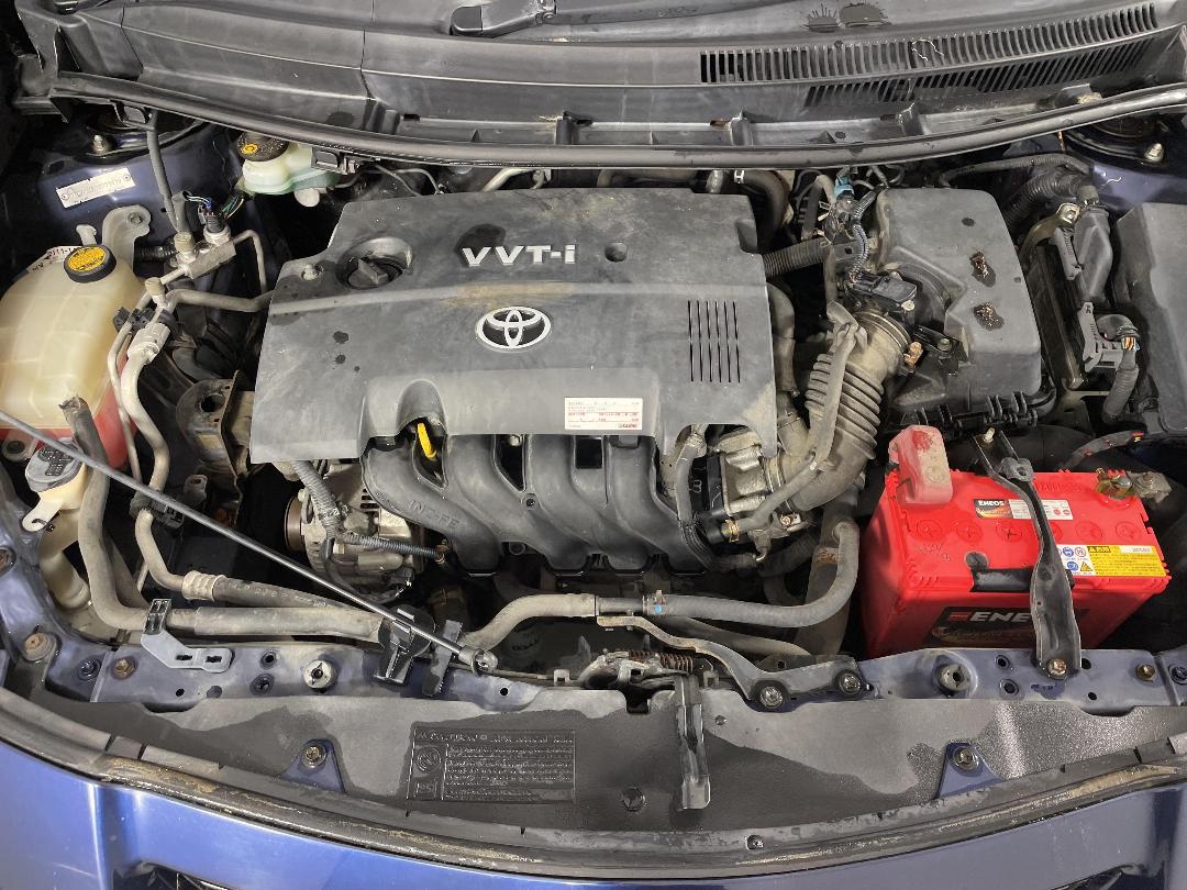 Photo '13' of Toyota Auris