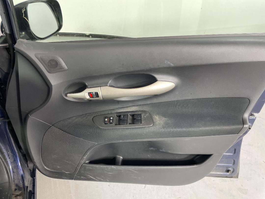 Photo '15' of Toyota Auris