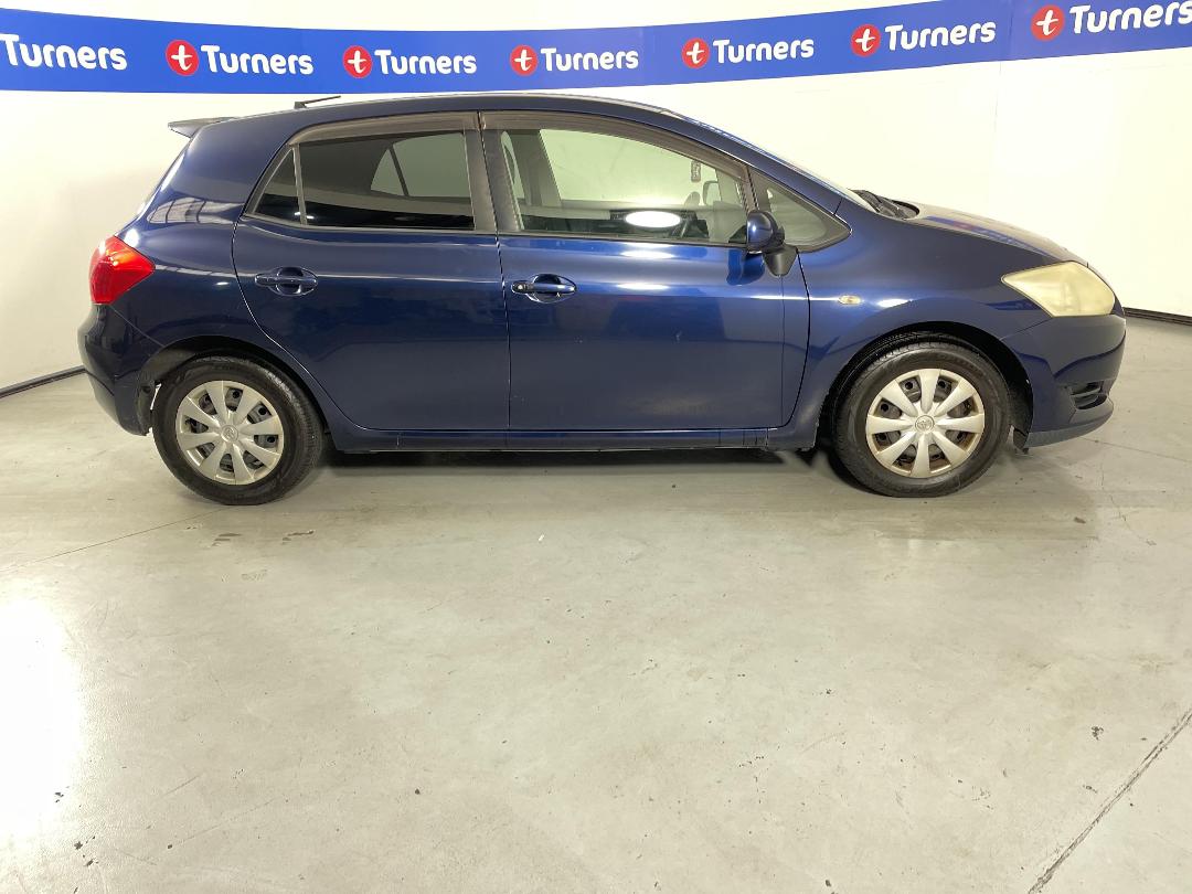 Photo '23' of Toyota Auris