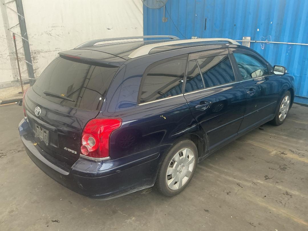 Photo '13' of Toyota Avensis Photo '13' of Toyota Avensis