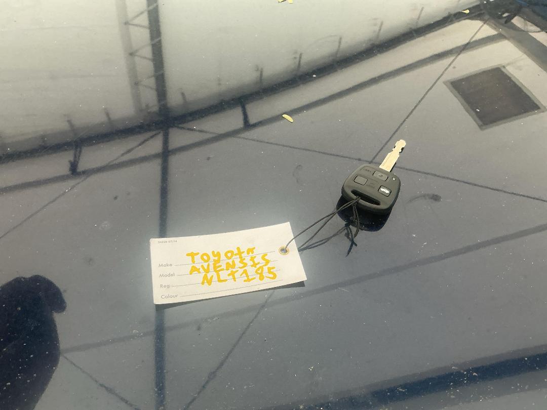 Photo '20' of Toyota Avensis Photo '20' of Toyota Avensis