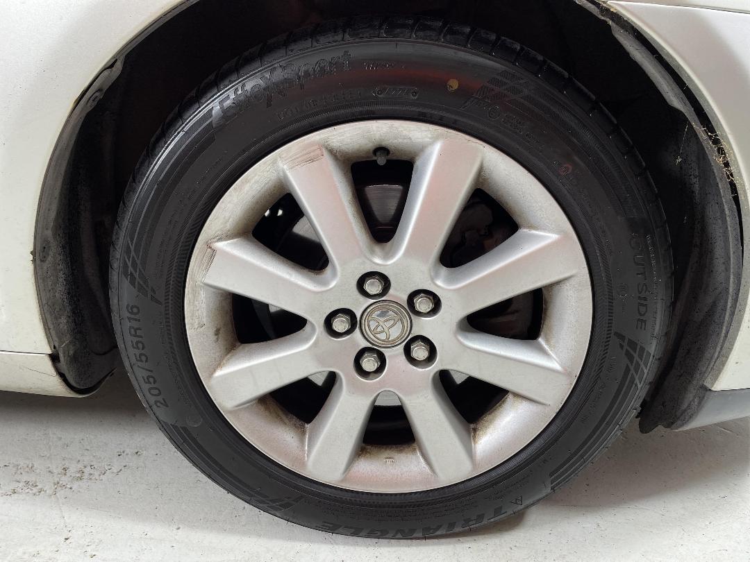 Photo '9' of Toyota Avensis