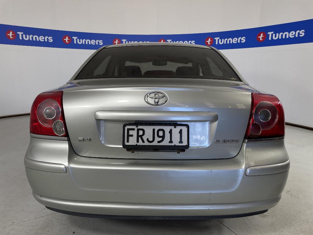 Photo '6' of Toyota Avensis