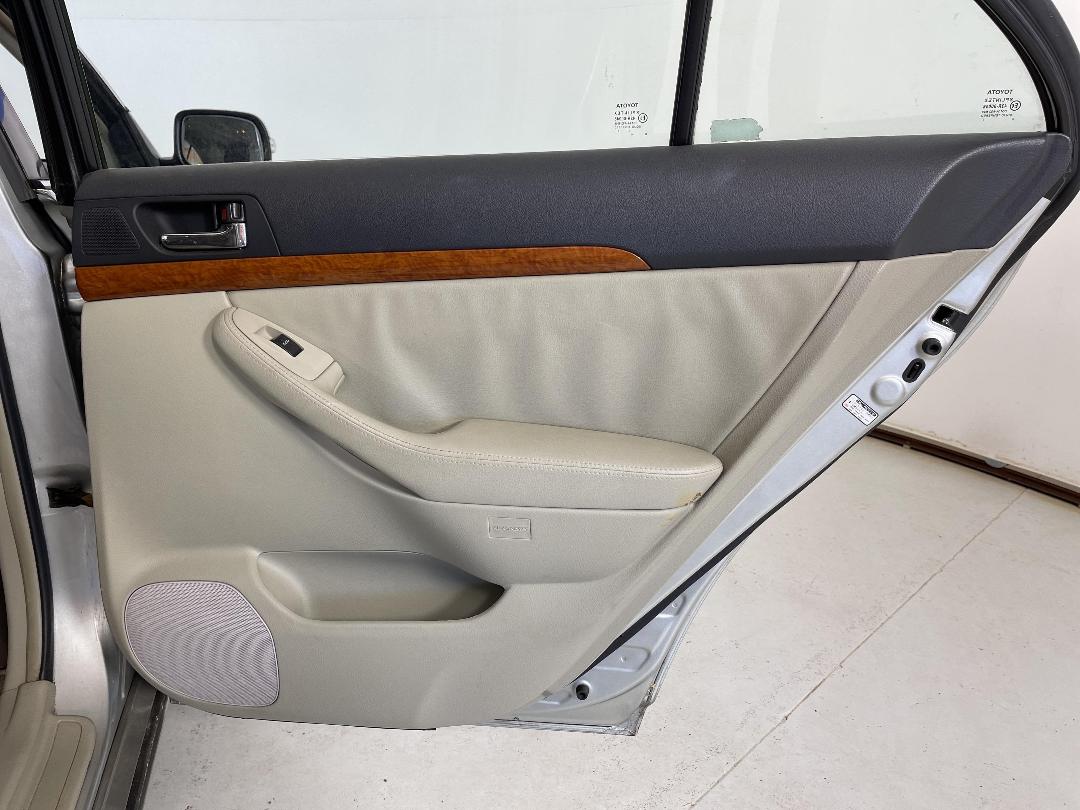 Photo '19' of Toyota Avensis