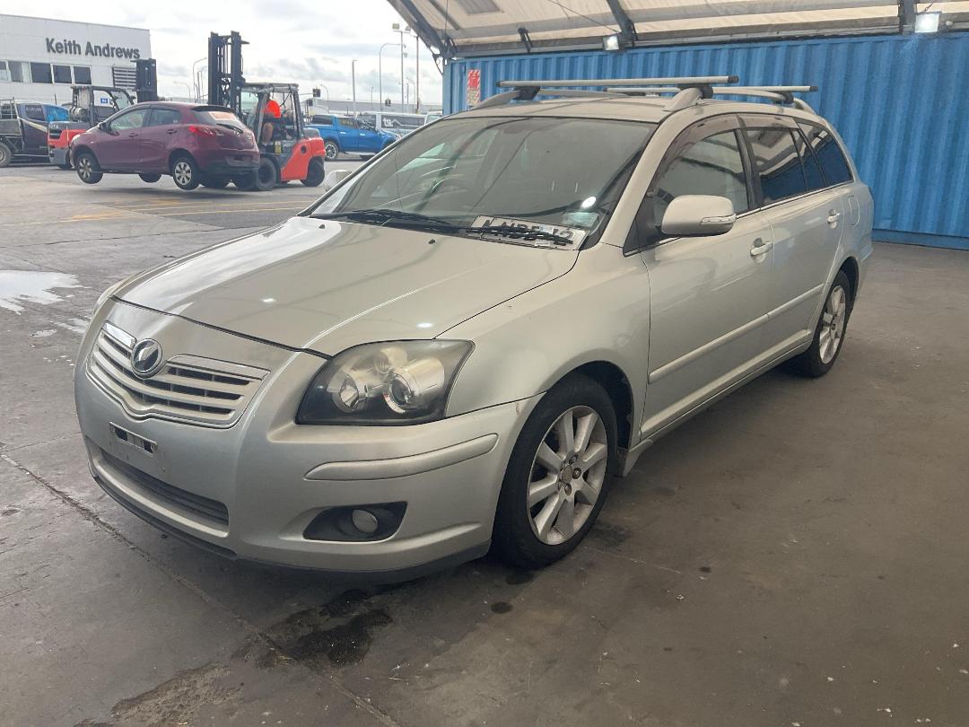 Photo '6' of Toyota Avensis