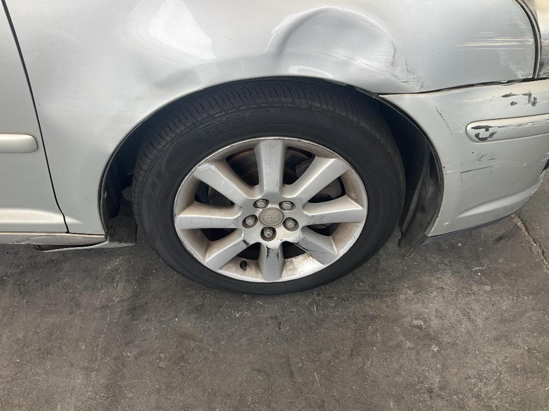 Photo '2' of Toyota Avensis