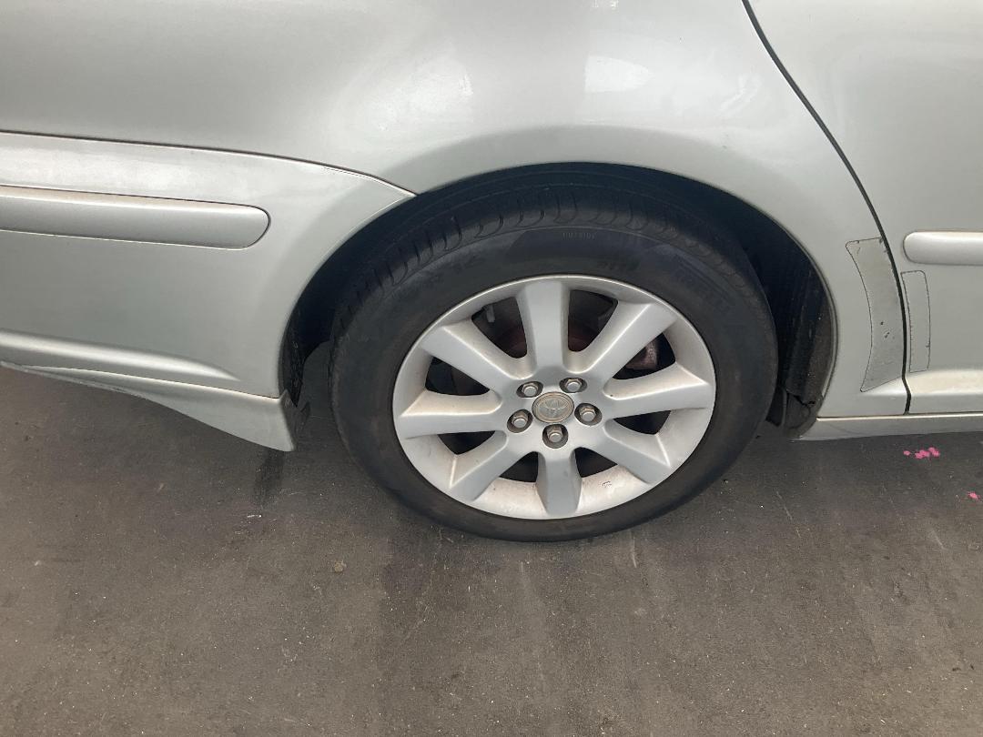 Photo '18' of Toyota Avensis