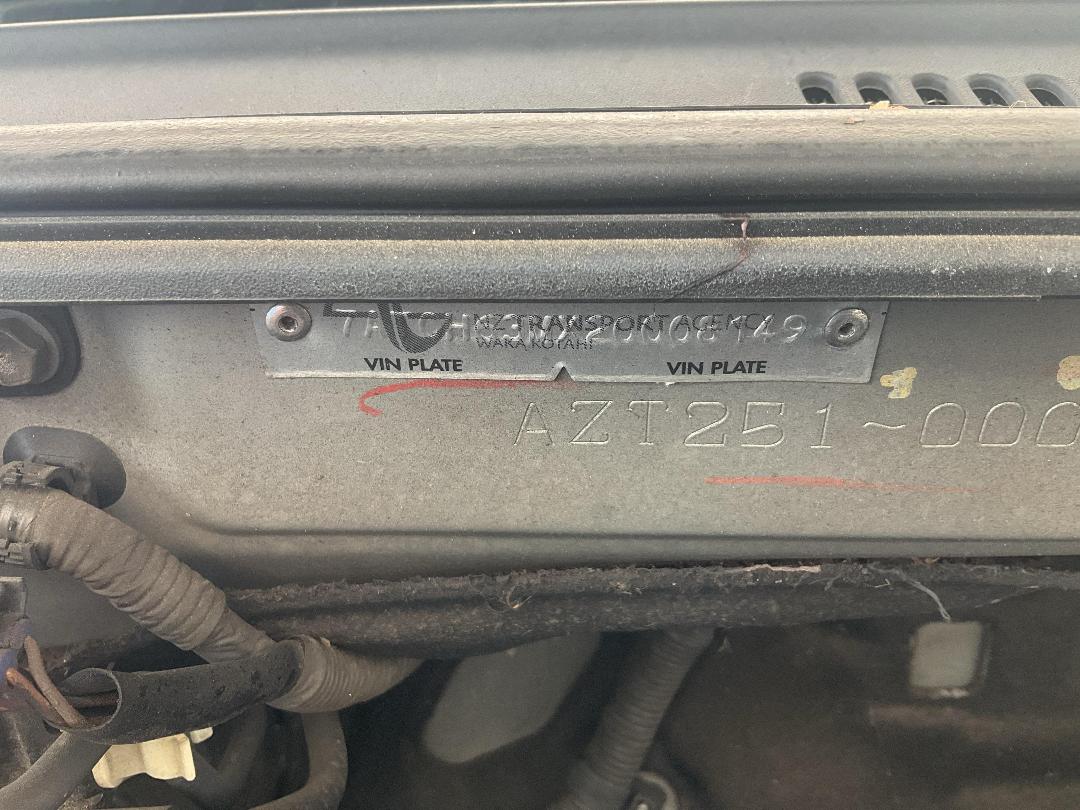 Photo '28' of Toyota Avensis