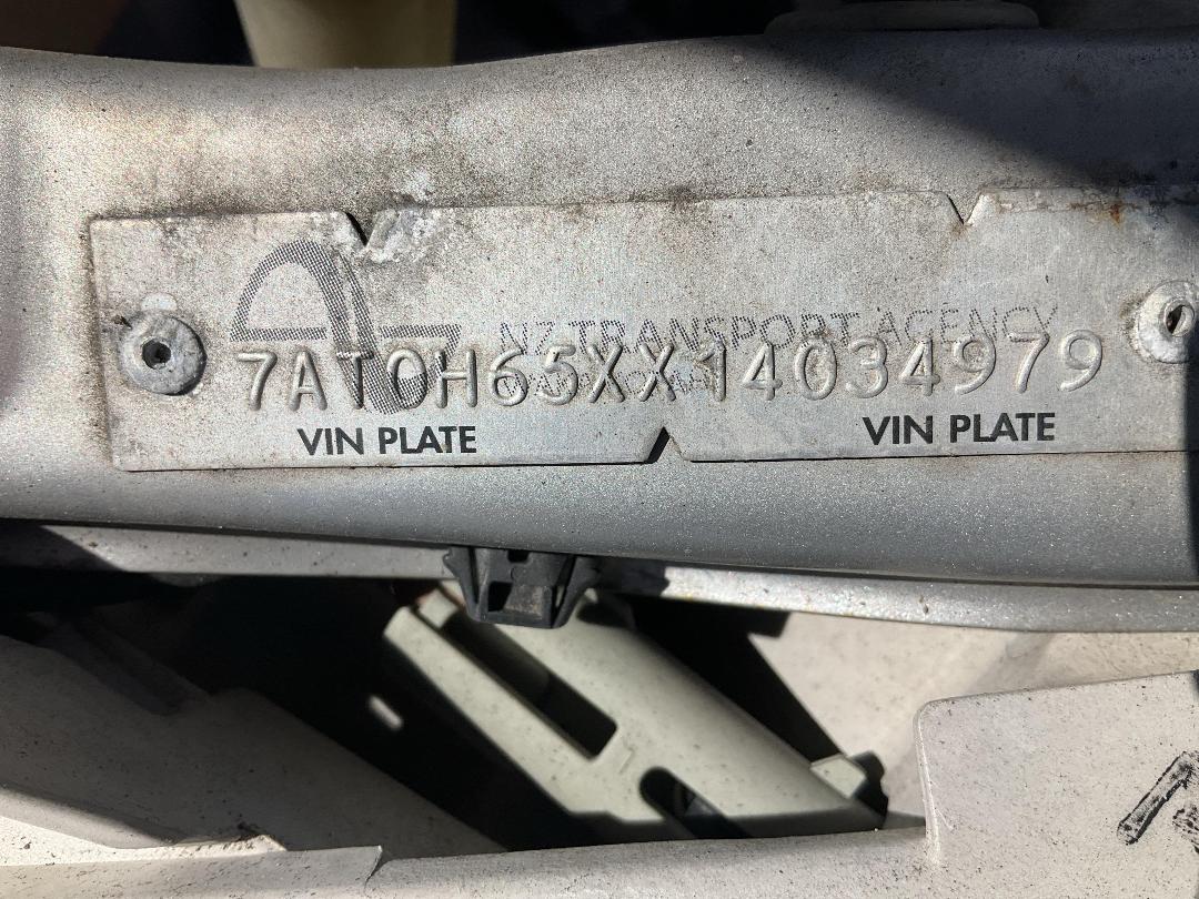 Photo '24' of Toyota Axio Corolla