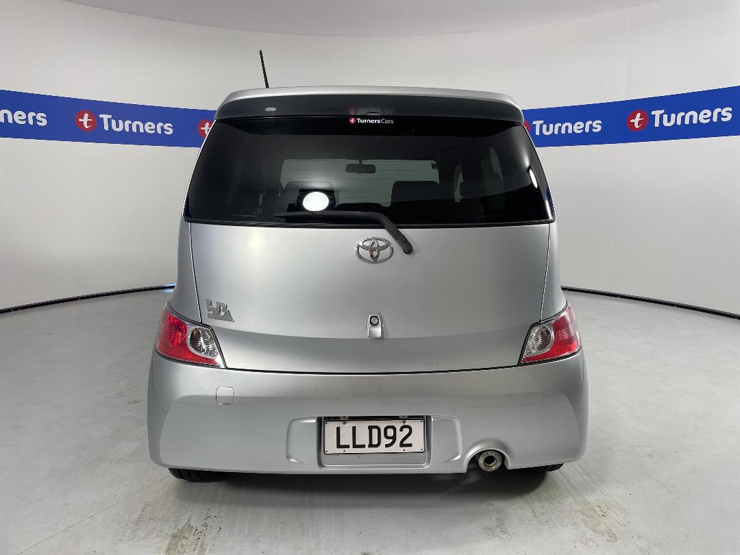 Photo '6' of Toyota BB