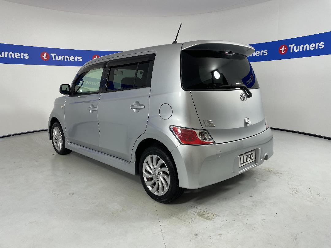 Photo '5' of Toyota BB