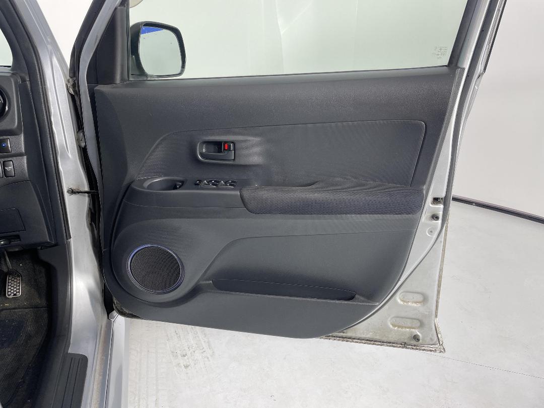 Photo '15' of Toyota BB