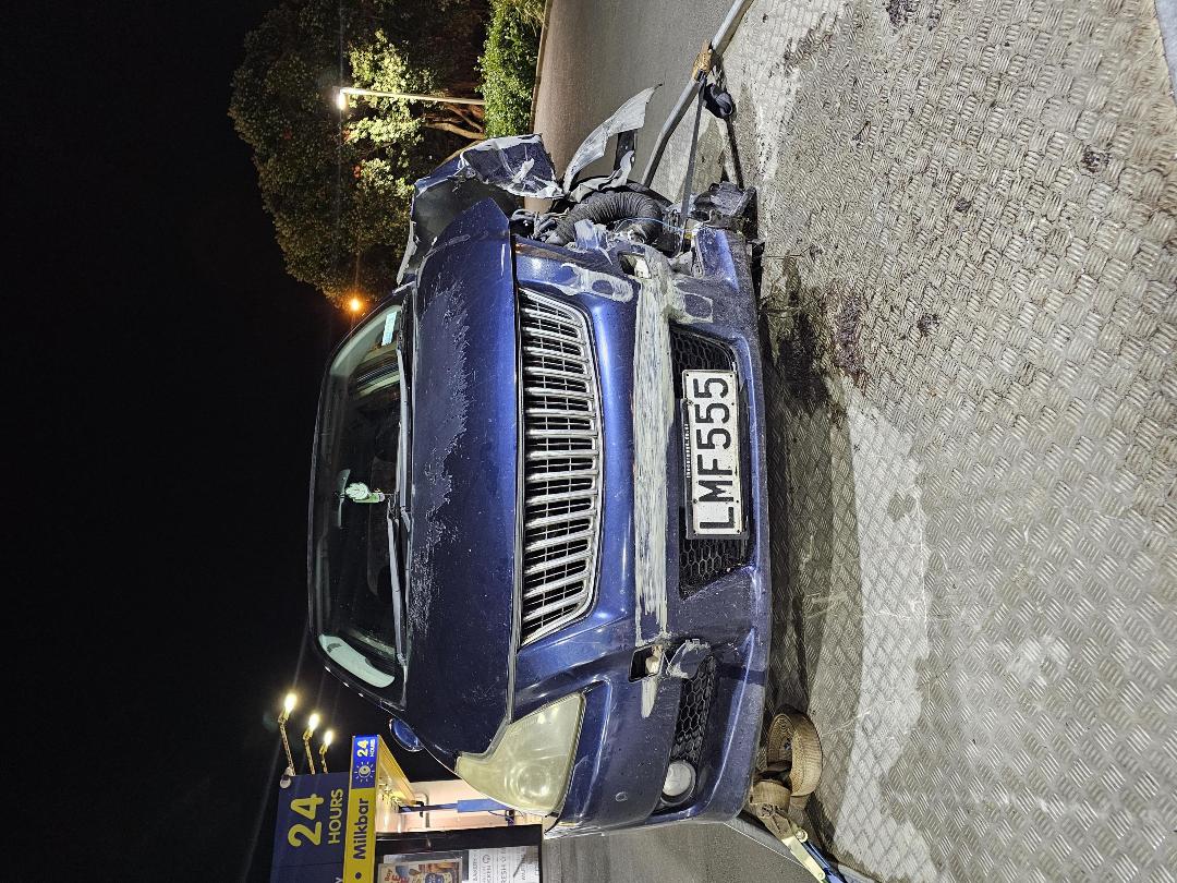 Photo '3' of Toyota Blade Photo '3' of Toyota Blade